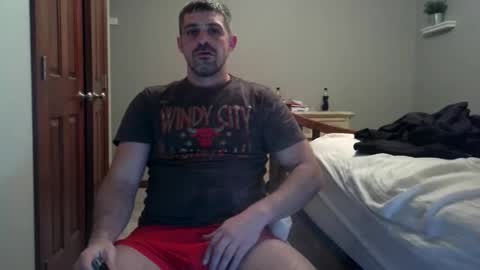 Snapshot of strangeratnight87 chatting on 02.11.26 strangeratnight87 online show from 02.11.26