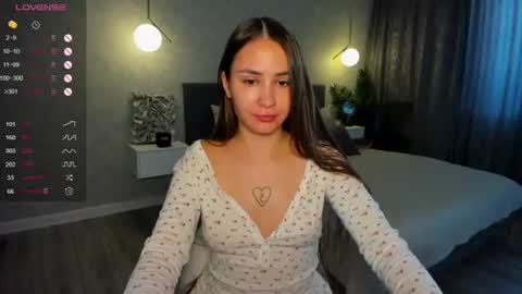 Laura online show from 07.10.26