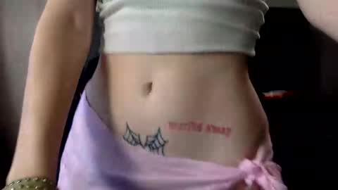 Snapshot of strawb3rrymilkk chatting on 10.30.25 strawb3rrymilkk online show from 10.30.25