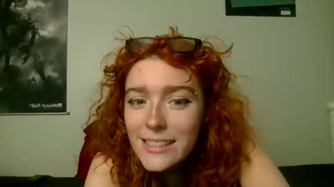 Snapshot of strawb3rrymilkk chatting on 02.20.26 strawb3rrymilkk online show from 02.20.26