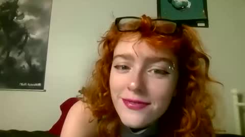 Snapshot of strawb3rrymilkk chatting on 03.25.26 strawb3rrymilkk online show from 03.25.26