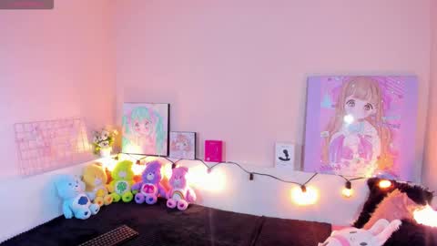 Snapshot of strawberry_kitty_ chatting on 11.29.25 strawberry_kitty_ online show from 11.29.25