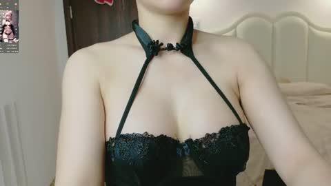 strawberry_loveee online show from 07.03.26
