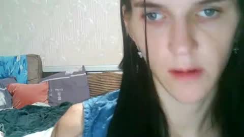 Strawberry Storm online show from 10.13.25