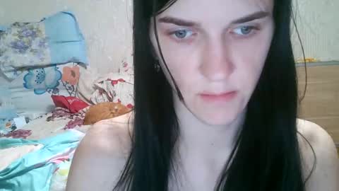 Strawberry Storm online show from 05.05.26