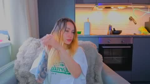 Tati and Lola online show from 05.05.26