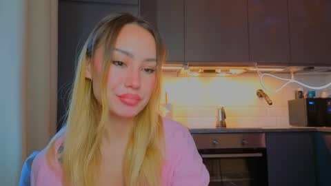 Tati and Lola online show from 05.08.26