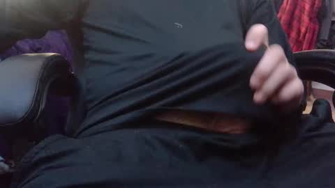 Snapshot of stray_cat2025 chatting on 12.16.25 stray cat online show from 12.16.25