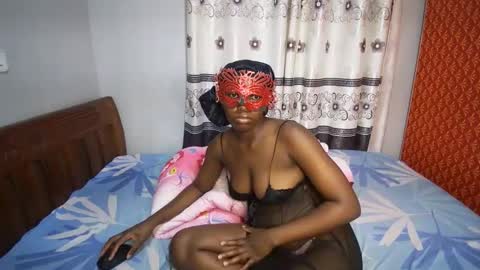 streetlioness online show from 09.13.25