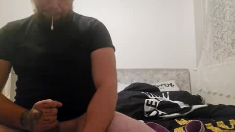 strightman28 online show from 10.12.25