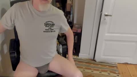 Snapshot of strip_m chatting on 01.20.25 strip_m online show from 01.20.25