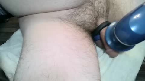 Snapshot of strokingmymeat336 chatting on 02.18.25 strokingmymeat336 online show from 02.18.25