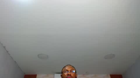 Snapshot of strong_george1 chatting on 02.23.25 strong_george1 online show from 02.23.25