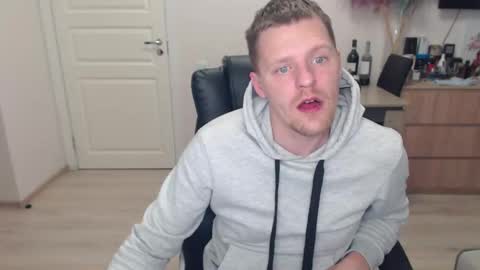 strong_guy_xxx online show from 09.20.25