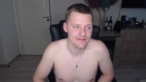 strong_guy_xxx online show from 11.01.25