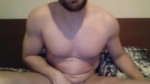 Snapshot of strongfitguy chatting on 03.18.26 Handsome guy online show from 03.18.26