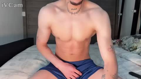 stronghardlatino online show from 07.09.26