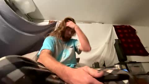 Snapshot of strumie3534336684 chatting on 11.24.25 strumie3534336684 online show from 11.24.25