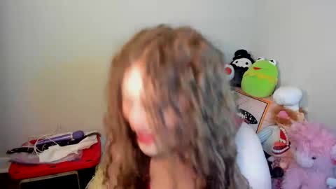 Strwbby online show from 11.30.25