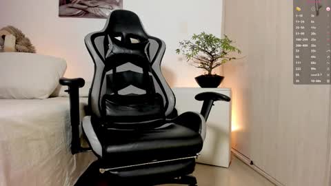 Snapshot of stud_samuel chatting on 02.15.26 Samuel online show from 02.15.26