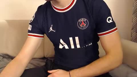 Stud From Paris online show from 02.15.26