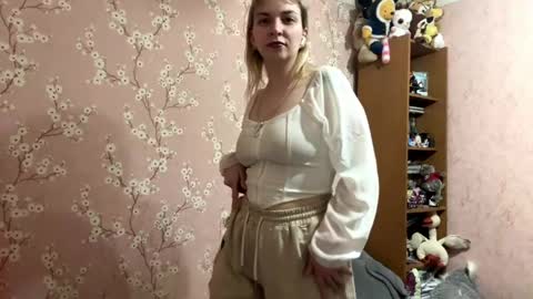 Anna online show from 05.13.26