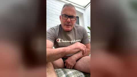 stumpyj2266 online show from 04.28.26