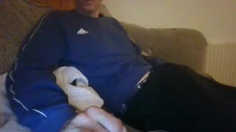 Snapshot of stuuuey73 chatting on 10.16.25 stuuuey73 online show from 10.16.25