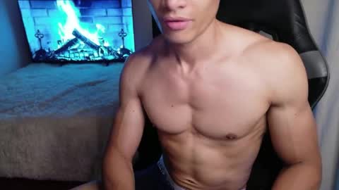 Snapshot of stylishman01 chatting on 05.04.26 stylish man online show from 05.04.26