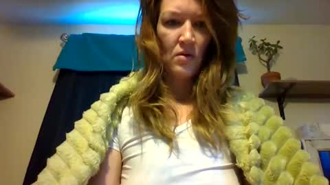 Snapshot of sub4you69brat chatting on 01.31.25 sub4you69brat online show from 01.31.25