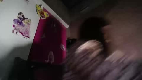 Snapshot of subeozz chatting on 12.13.25 subeozz online show from 12.13.25