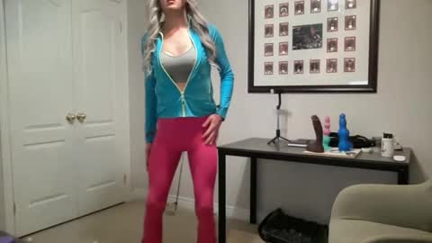Sissy Isabella online show from 05.24.26
