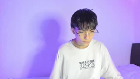 Snapshot of submissive_boyy_ chatting on 12.06.24 nico online show from 12.06.24