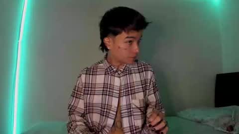 Snapshot of submissive_boyy_ chatting on 02.10.25 nico online show from 02.10.25