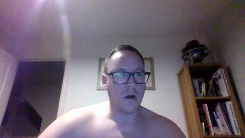 Snapshot of subpig84 chatting on 03.12.26 Sub Male online show from 03.12.26