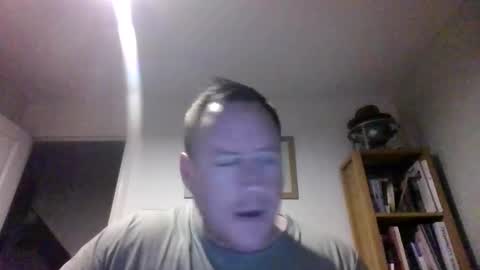 Snapshot of subpig84 chatting on 04.11.26 Sub Male online show from 04.11.26