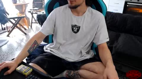 Snapshot of substanc3 chatting on 02.19.26 Im Substanc3 online show from 02.19.26