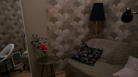 Snapshot of subtleart_ chatting on 04.02.26 subtleart_ online show from 04.02.26