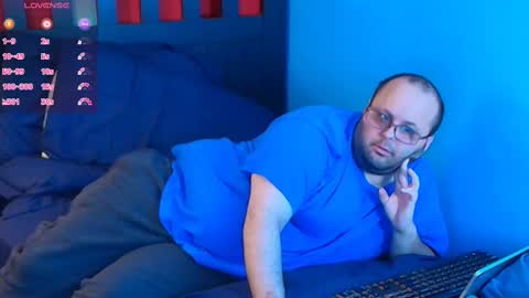 Snapshot of subzero_2689 chatting on 11.10.25 subzero online show from 11.10.25