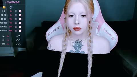 succubus_leslie online show from 11.26.25