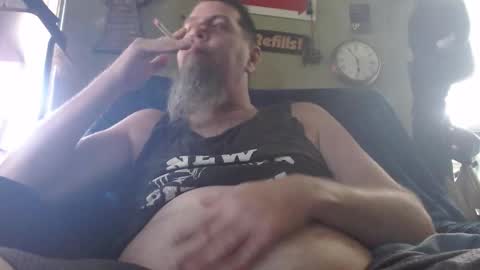 Snapshot of suck_me_good_420 chatting on 11.18.25 I aint your daddy call me Sir if you must call me anything online show from 11.18.25