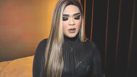 Snapshot of suckablecockoffreya chatting on 12.08.24 JADE ELYSE online show from 12.08.24