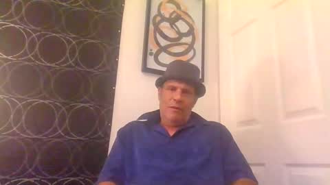 Snapshot of suckitu812 chatting on 11.14.25 SUCKITU812 online show from 11.14.25