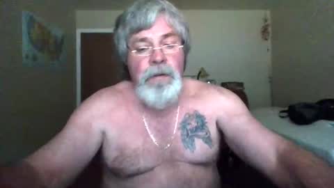Snapshot of suckurtoes chatting on 01.08.26 Jon online show from 01.08.26