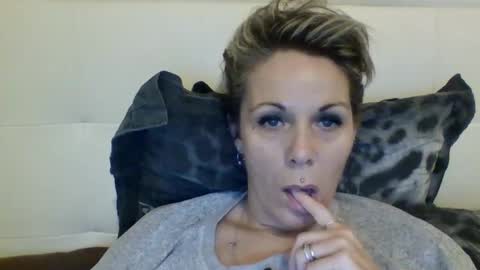 sucrette5629 online show from 12.20.24