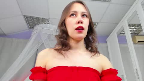 Snapshot of sugar_blond chatting on 02.12.25 sugar blond online show from 02.12.25