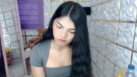 Snapshot of sugar_n_spicex chatting on 04.11.26 trisha online show from 04.11.26