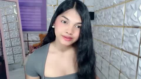 Snapshot of sugar_n_spicex chatting on 04.20.26 trisha online show from 04.20.26