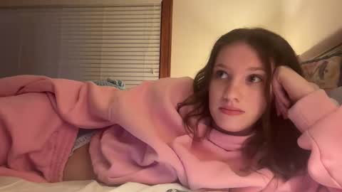 Snapshot of sugarbaexo420 chatting on 02.18.26 sugarbaeJ online show from 02.18.26