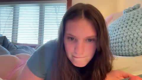 Snapshot of sugarbaexo420 chatting on 03.10.26 sugarbaeJ online show from 03.10.26